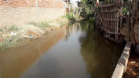 Basura En Canal Provoca Calles Inundadas En La Colonia Libertad