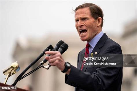 Richard Blumenthal Photos and Premium High Res Pictures - Getty Images