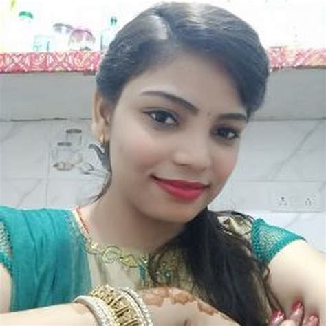 Anshika Singh Youtube