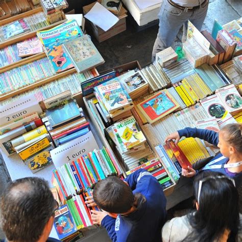 Foto Portici di carta la libreria più lunga del mondo 12 di 12