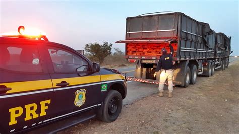 Prf Apreende Caminh O Transportando Madeira De Forma Ilegal No Agreste