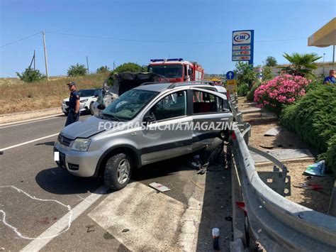 Incidente Sulla SS7 Alle Porte Di Matera Un Morto Due Feriti