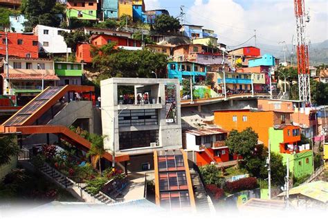 Tour Comuna 13 Graffiti Tour Medellín (Graffitour) | Medellin, Colombia