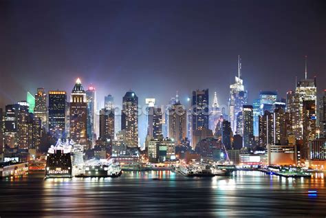 New York Skyline At Night Wallpaper