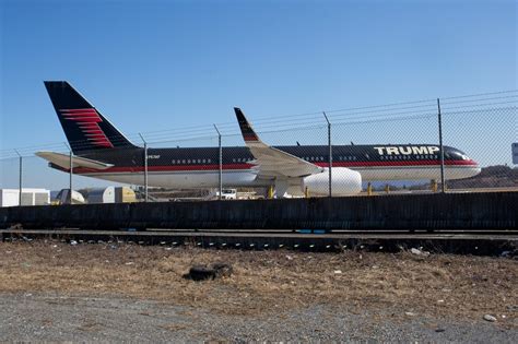 Plane carrying Trump made emergency landing in New Orleans