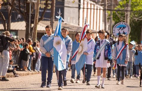 De Mayo Gran Desfile Patrio En Jes S Mar A Estaci N Fm Tv