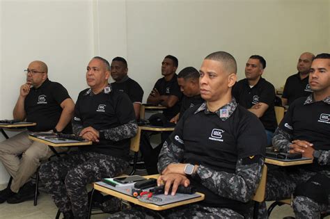 Polic A Nacional Capacita Agentes Del Orden En Funcionamiento Y