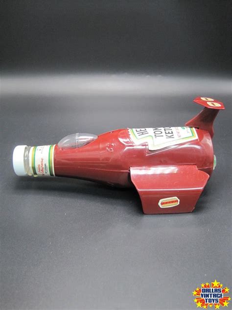 1986 Heinz Ketchup H 57 Burger Blaster Transforming Spaceship 1a