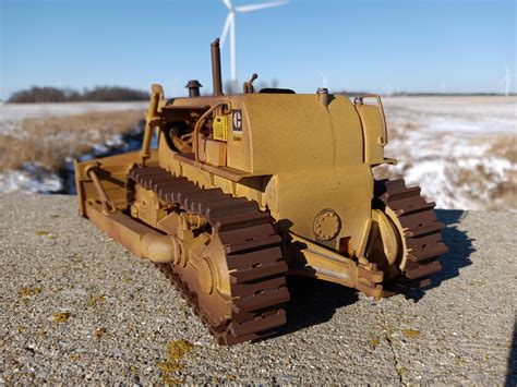 Caterpillar D8H Bulldozer Model Trucks Big Rigs And Heavy Equipment