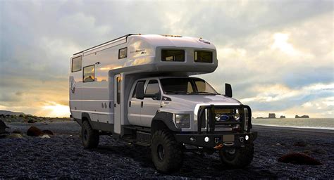 Earthroamer Xv Hd Bigger Badder Off Road Camper Gearjunkie