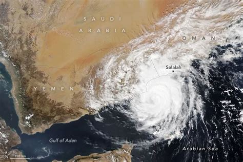 Yemen En Estado De Emergencia Por La Llegada Del Cicl N Tej Que Dejar