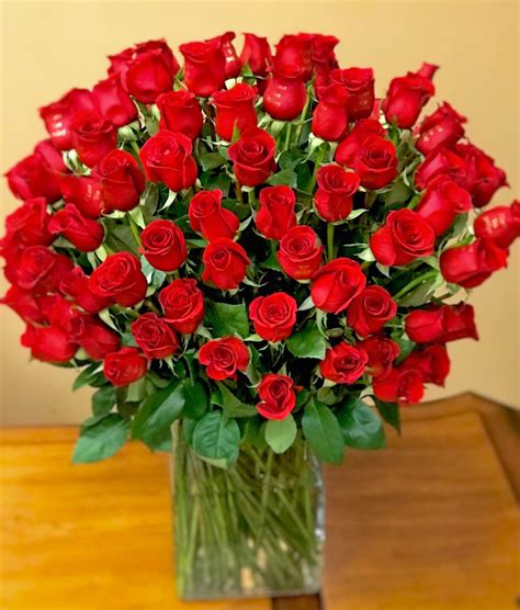 100 Red Roses Premium Long Stems In Las Vegas Nv Vip Floral Designs