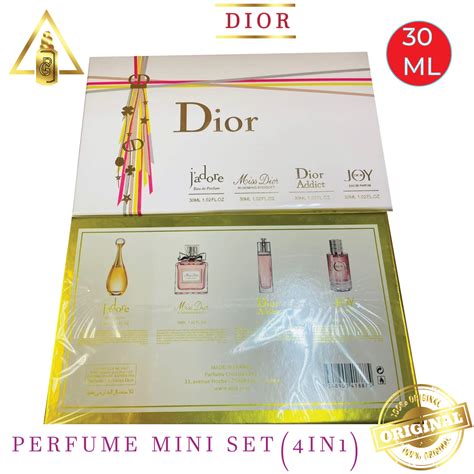 Dior Miniature Perfume T Set 4 In 1 Original Each 30ml Shopee Malaysia