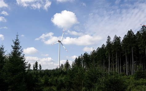 Windkraft Bürger aus Ehrang Pfalzel und Biewer protestieren