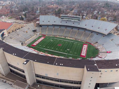 A hidden rule for Camp Randall concerts helps you get front row 10