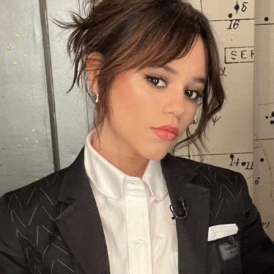 Jenna Ortega Fan Page On Twitter 1 Jenna Ortega 2 Andrew Garfield