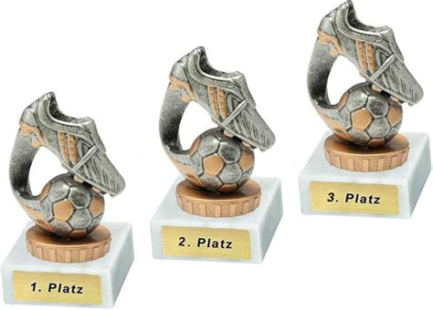 Raru Fussball Pokale Schuh Mit Wunschgravur Und Resin Klebefiguren