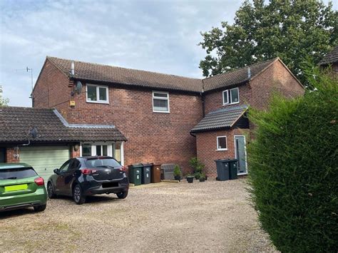 Blandford Close Welland Malvern 3 Bed Semi Detached House For Sale