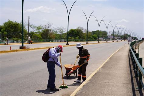 H Ayuntamiento De Cosoleacaque Realiza Trabajos De Embellecimiento En