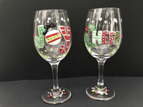 Paint Nite Holiday Cheer Wine Glasses