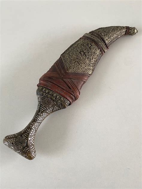 Arabian Dagger Jambiya Yambia Bronze Damascus Steeldamascus Iron