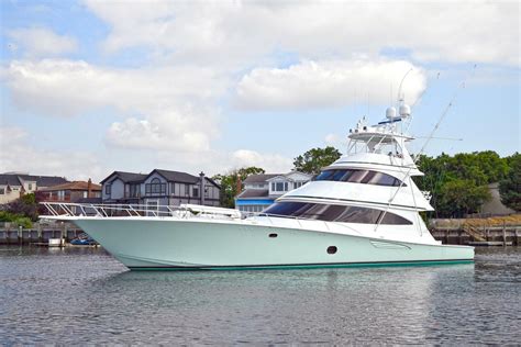 2018 Viking 80 Enclosed Skybridge Yacht For Sale ON THE EDGE SI Yachts