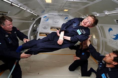 60 Frases célebres de Stephen Hawking sobre la Vida y el Universo