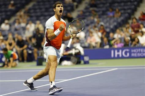 US Open H Carlos Alcaraz qualifié pour sa première demi finale en