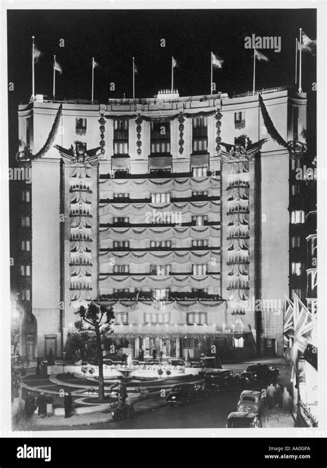 Dorchester Hotel 1930s Stock Photo - Alamy