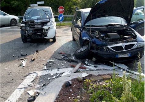 Incidente A Caronno V Varesenews Foto