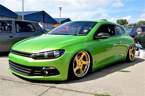 Gold On Green Scirocco