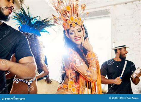 Rios Ultimate Fiesta A Beautiful Samba Dancer Performing At A Carnival