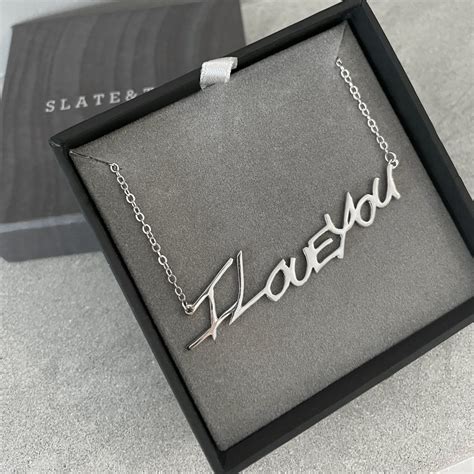 Personalized Name Necklaces For Your Loved Ones