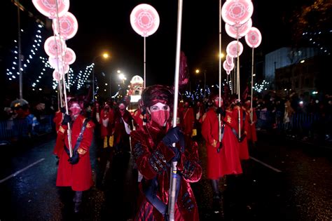 Os três Reis Magos procuraram por Jesus a caminho passaram por Espanha