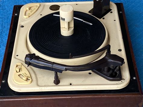 Vintage Garrard Automatic Record Turntable Model Rc88 Cream Top