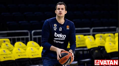 Fenerbah E Beko Nemanja Bjelica Ile Yollar N Ay Rd Nce Vatan Gazetesi