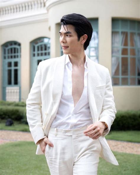 ประวัติ มาย ภาคภูมิ หนุ่มหล่อกาฬสินธุ์ เด็กวารสารจากธรรมศาสตร์