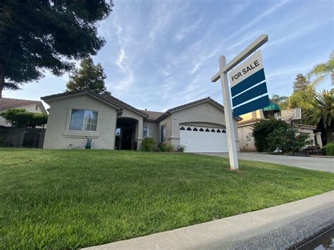 A Youth Perspective On Fresno's Rising Rent Costs - The kNOw Youth Media