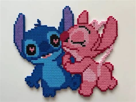 Pixel Art Perles A Repasser Angel Et Stitch Qui Se Font Un Bisou Eur