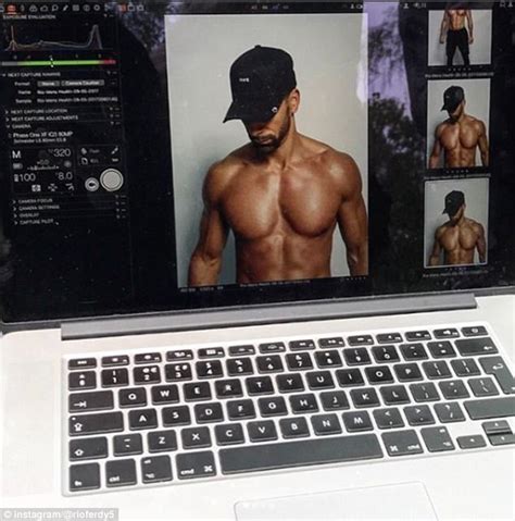 TOWIE S Kate Wright Flaunts Figure In Pink Bikini Daily Mail Online