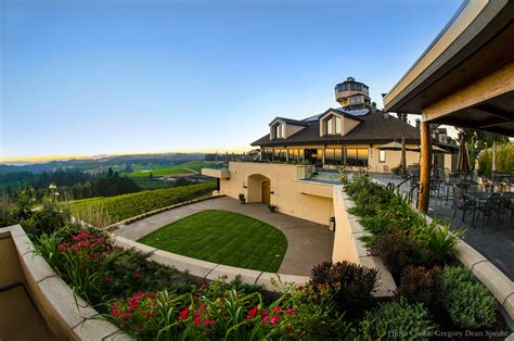 10 Beautiful Wineries In Oregon Wine Country Willamette Valley