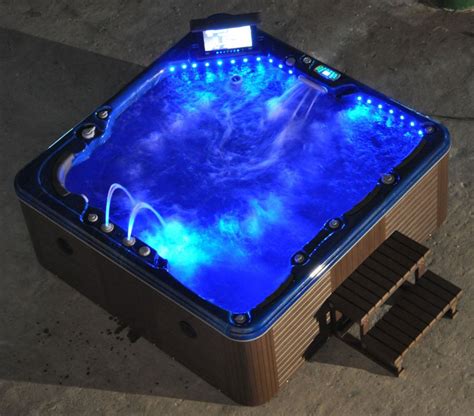 Acrylic-Outdoor-Massage-SPA-Hot-Tub-Jacuzzi-JCS-16- Continental (Pty) Ltd