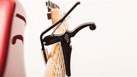 How To Use A Capo On Guitar Guitar World