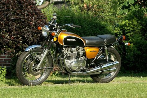 HONDA CB 500 Four Candy Gold EZ 1972 Alte motorräder Motorrad