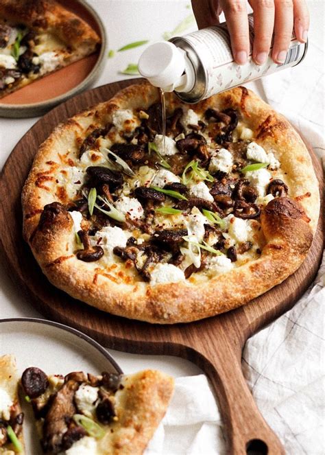 Truffle Mushroom And Ricotta Pizza — Eat Cho Food Mushroom Pizza