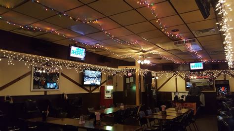 Second Base Pub And Grub Ferndale Mi 48220 Menu Reviews Hours