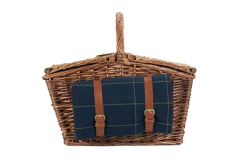 Bay Isle Home Wicker Person Fitted Picnic Hamper With Tweed Effect