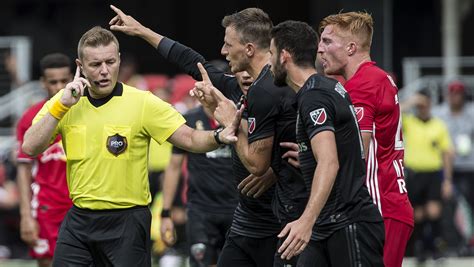 Alan Kelly Named Mls Referee Of The Year For Third Time