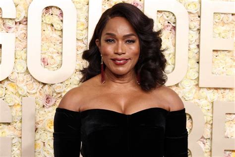 Angela Bassett Rocks Sexy Figure Flaunting Velvet Gown At 2024 Golden Globes