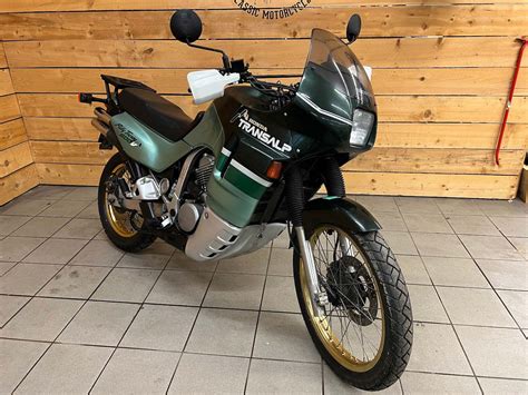 Modèle Honda Transalp XL600V